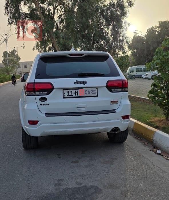 جيب جراند شيروكي